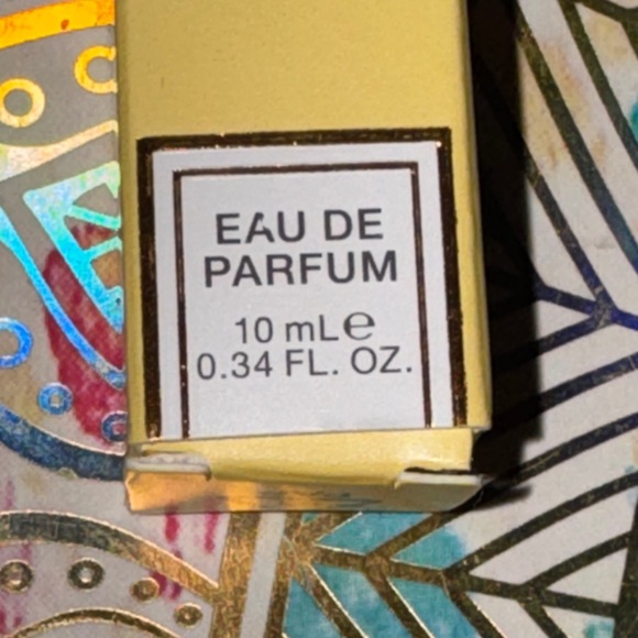 Sabrina Carpenter Sweet Tooth Lemon Pie spray - Picture 3 of 3